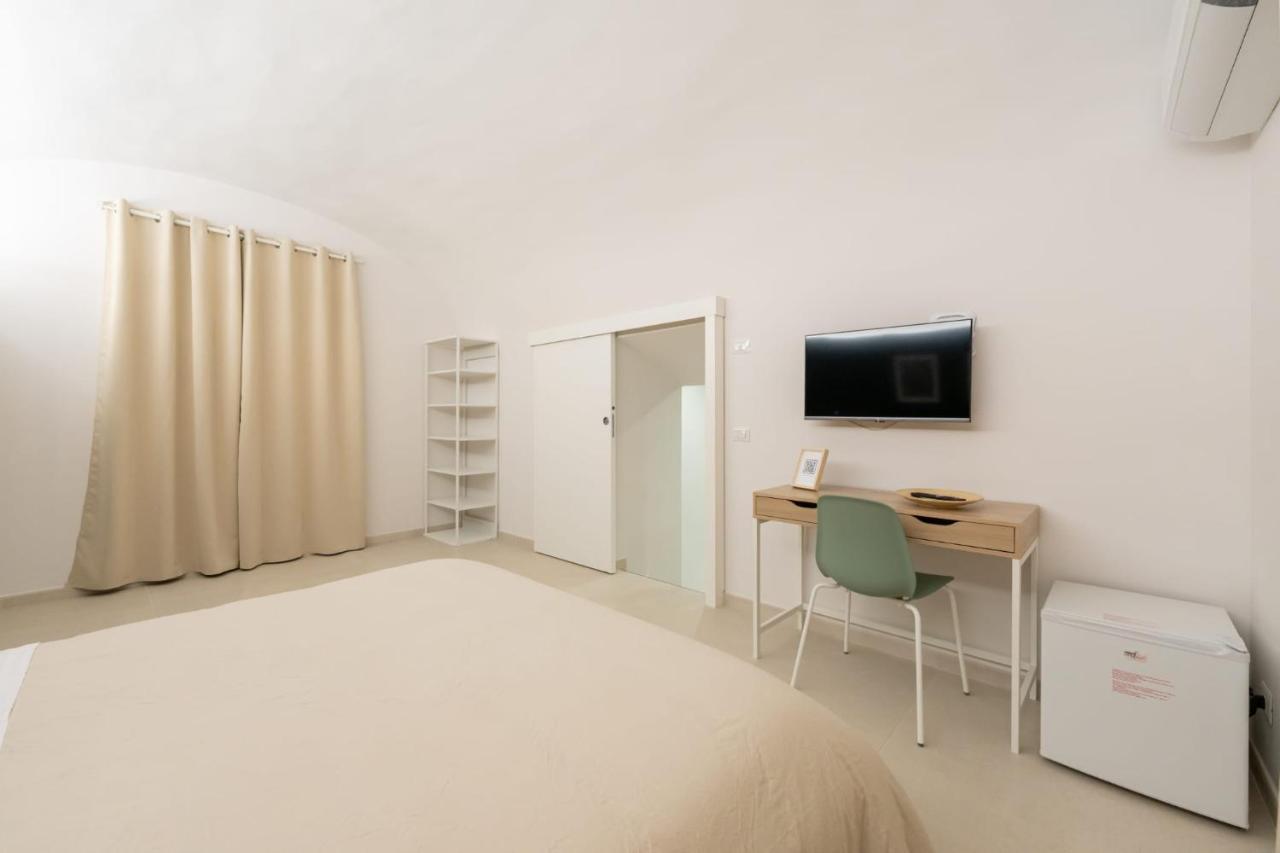 Napoli Maison Bagian luar foto