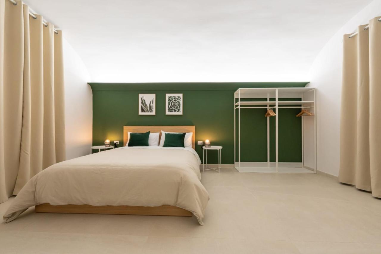 Napoli Maison Bagian luar foto