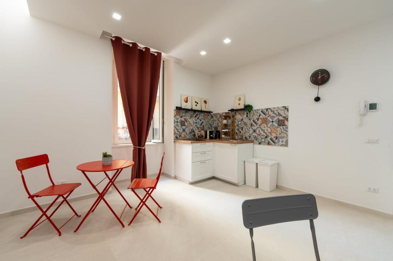 Napoli Maison Bagian luar foto